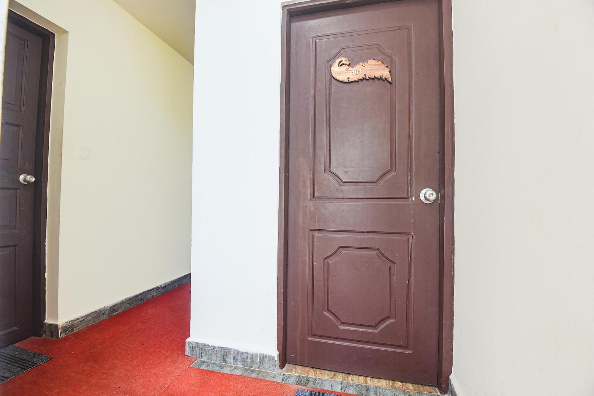 Fabhotel Rj 18 Beach Resort - Nr Baga Beach Екстер'єр фото