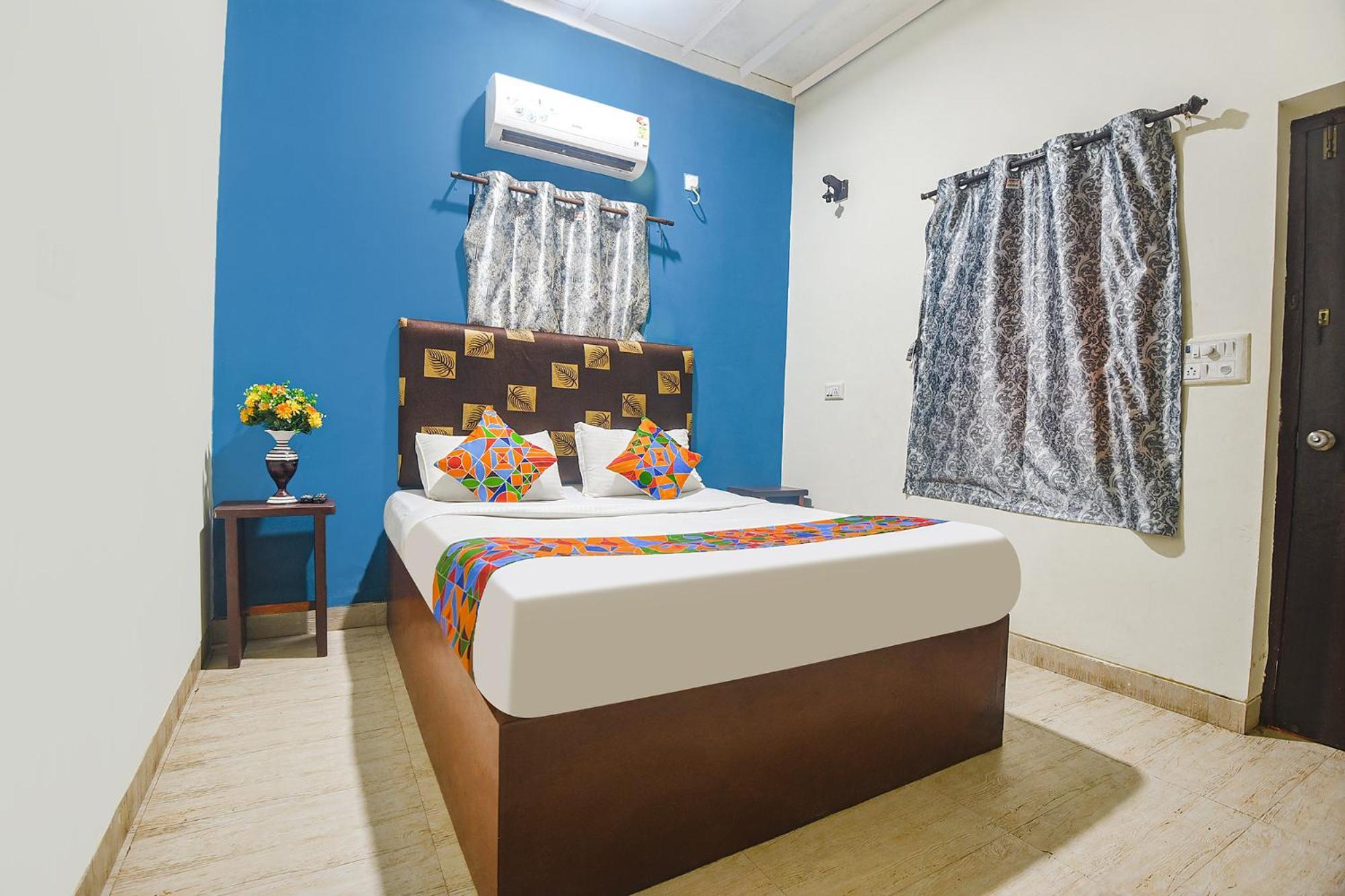 Fabhotel Rj 18 Beach Resort - Nr Baga Beach Екстер'єр фото