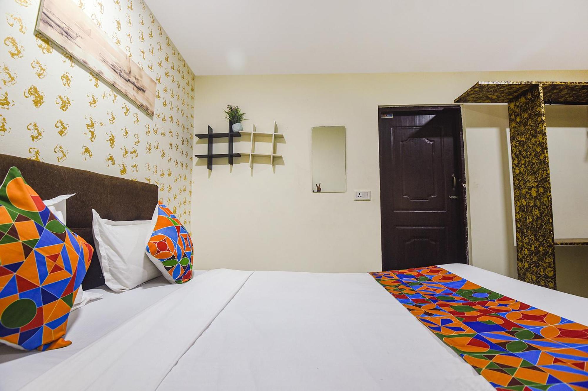 Fabhotel Rj 18 Beach Resort - Nr Baga Beach Екстер'єр фото