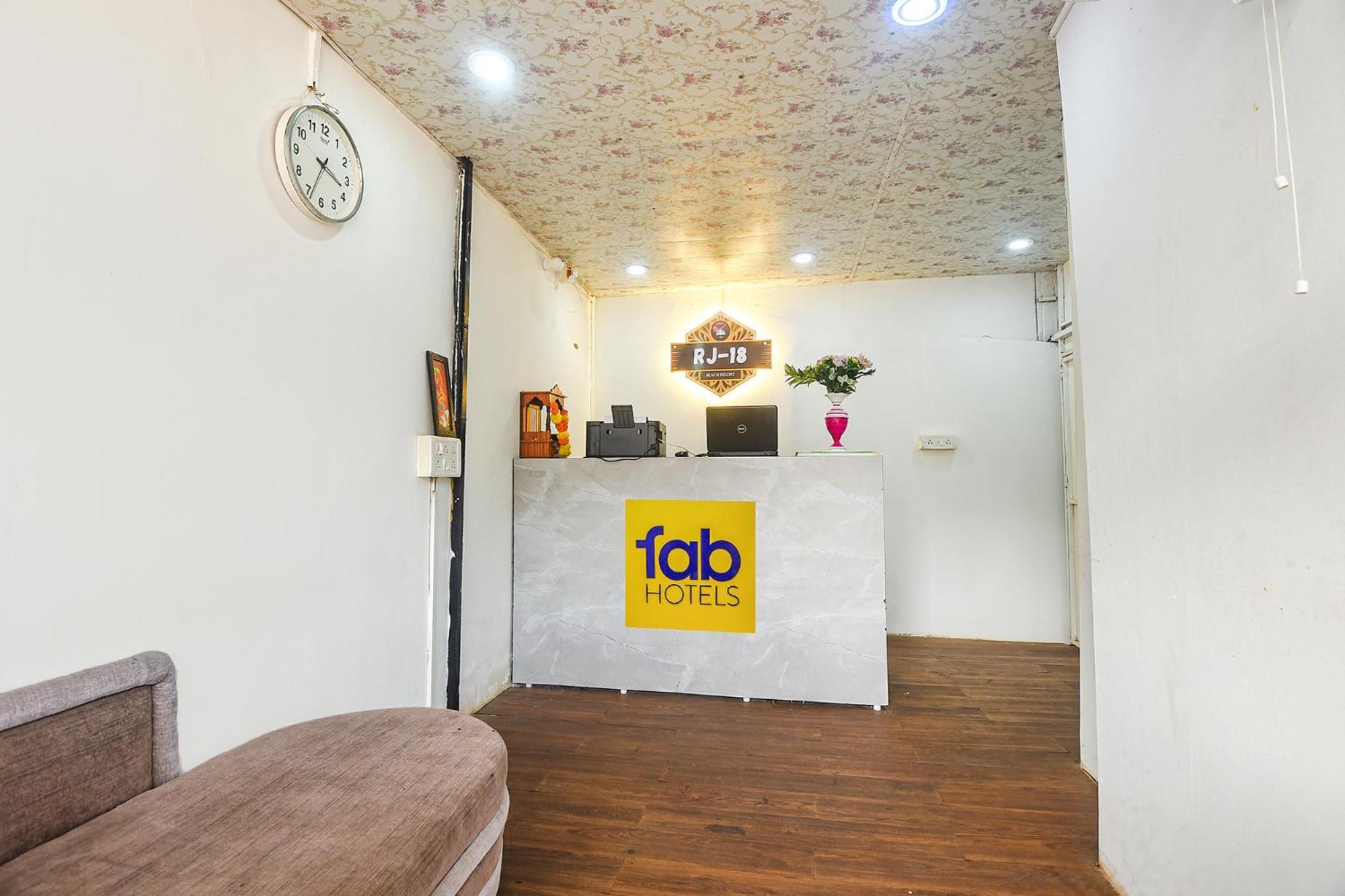 Fabhotel Rj 18 Beach Resort - Nr Baga Beach Екстер'єр фото