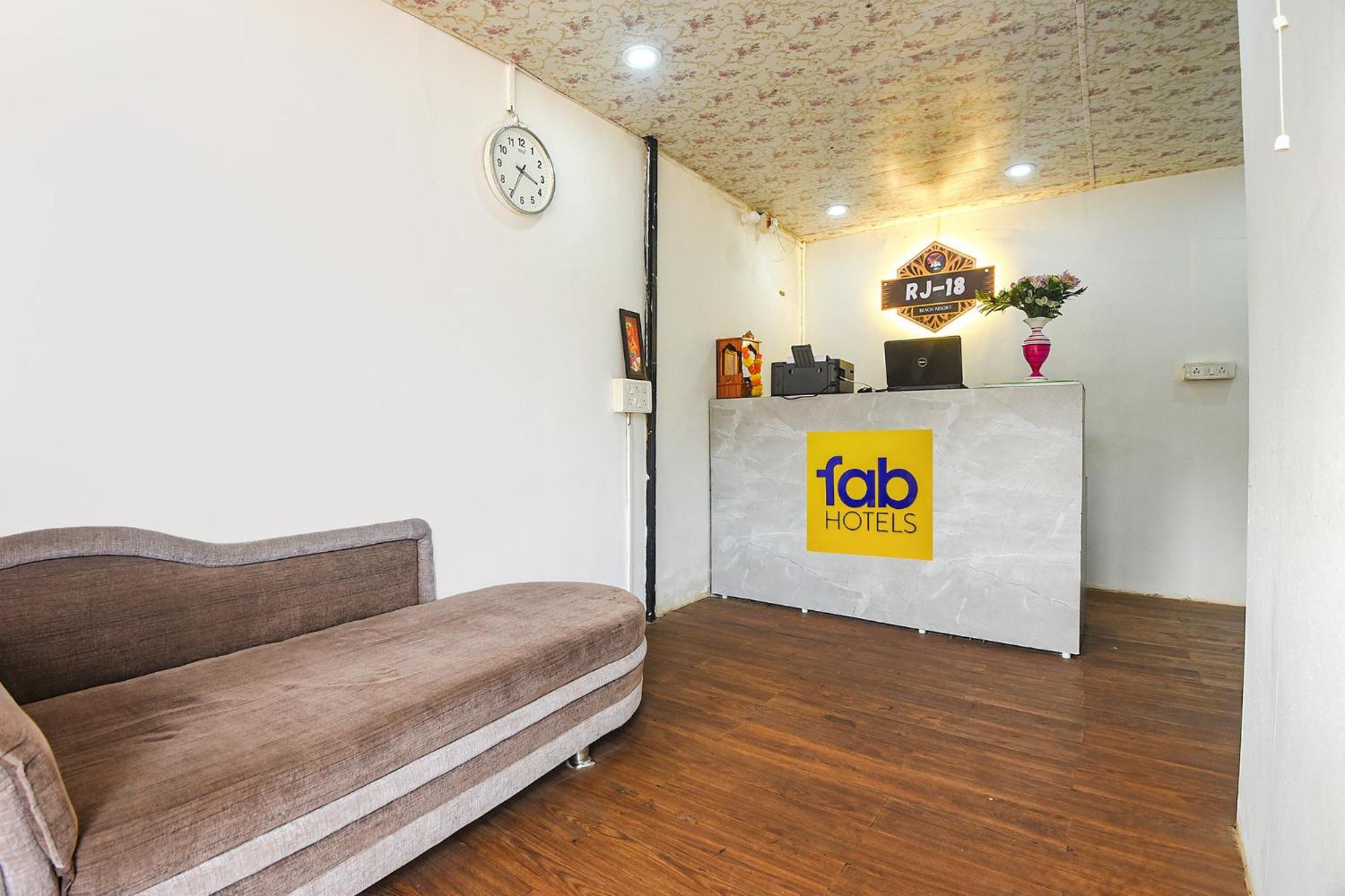Fabhotel Rj 18 Beach Resort - Nr Baga Beach Екстер'єр фото