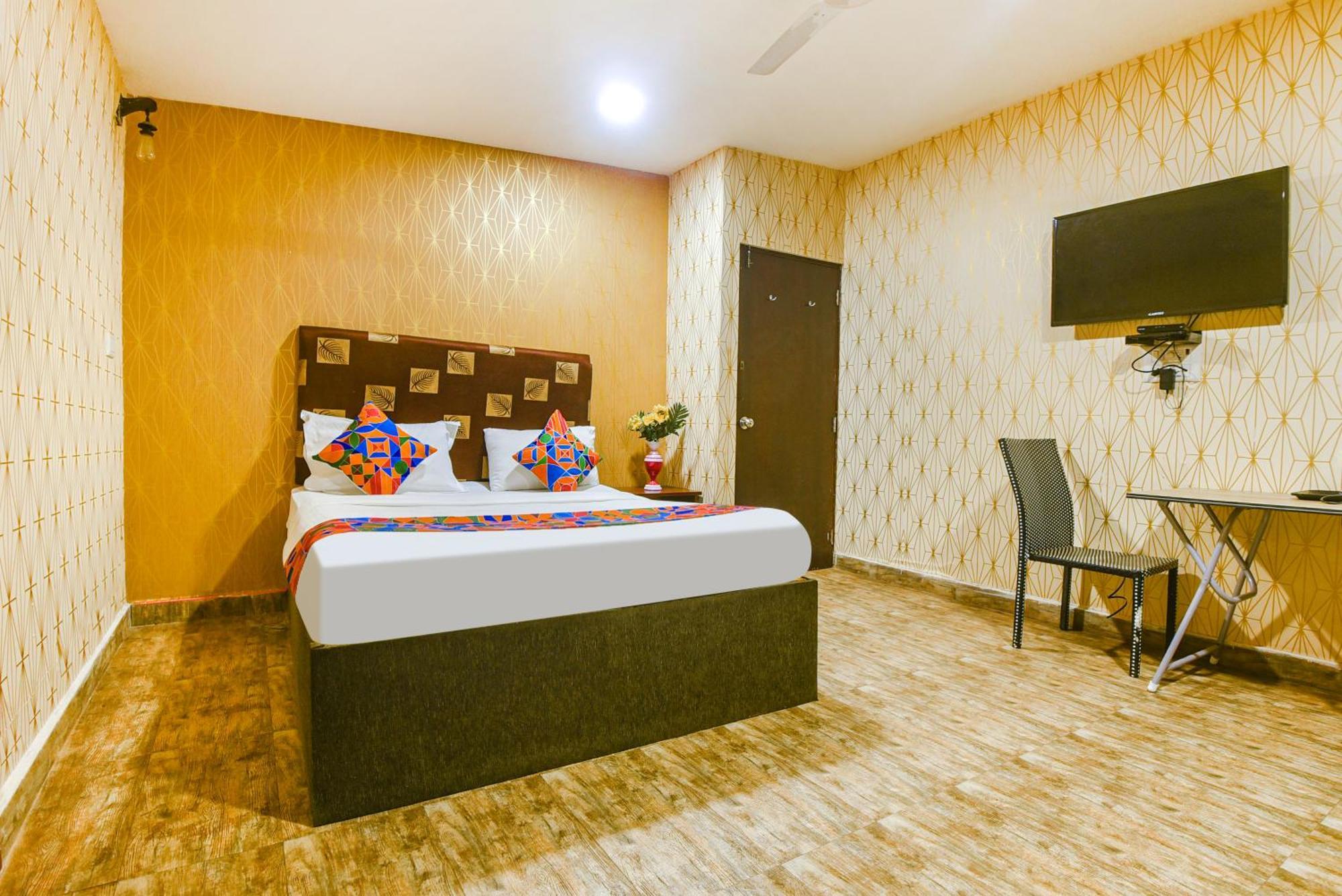 Fabhotel Rj 18 Beach Resort - Nr Baga Beach Екстер'єр фото